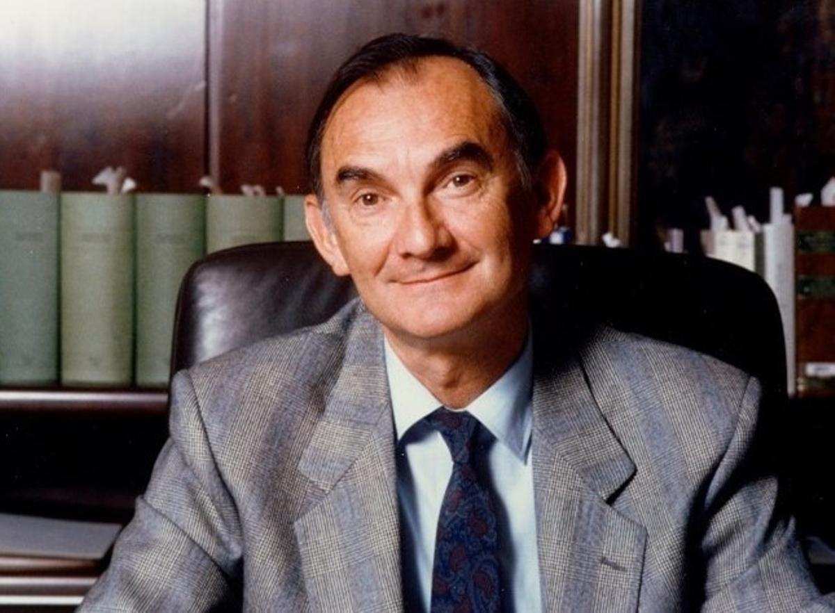 Francisco Tomás y Valiente.