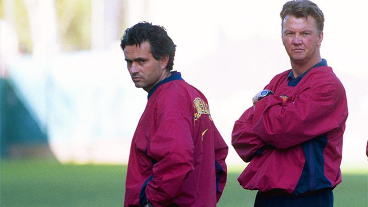 mourinho y Van Gaal en sus tiempos como culés