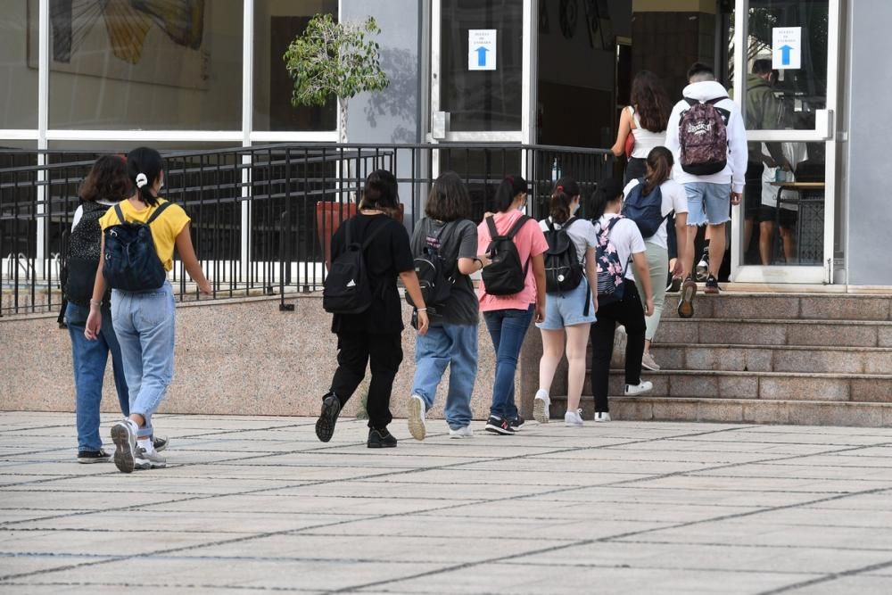 Vuelta al cole de los alumnos de Secundaria