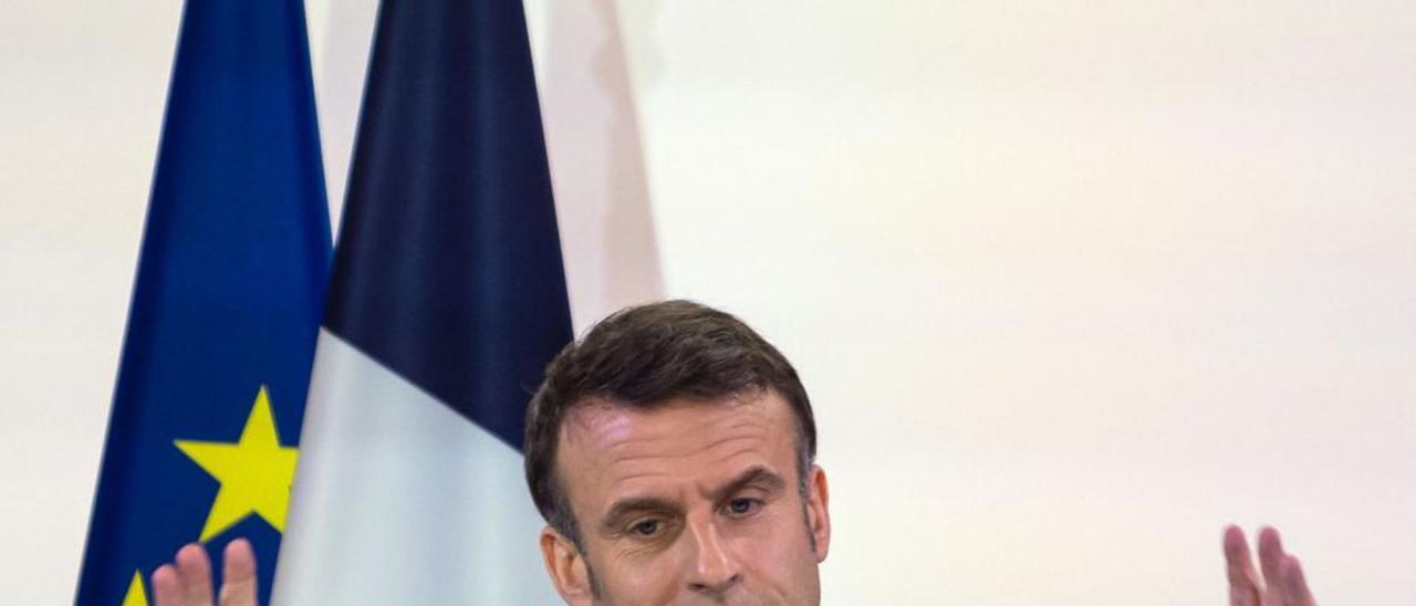 Enmanuel Macron, ahir durant la seva roda de premsa.  | CHRISTOPHE PETIT TESSON / EFE