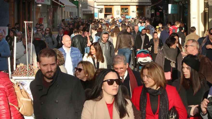 Una de las calles del centro de la ciudad, ayer.