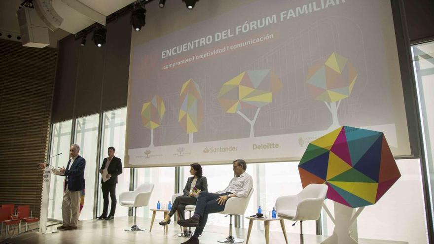 Las empresas familiares analizan los retos de la gestión para los jóvenes