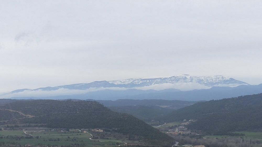 La boira als peus de la serra d'Odèn i Port del Comte.