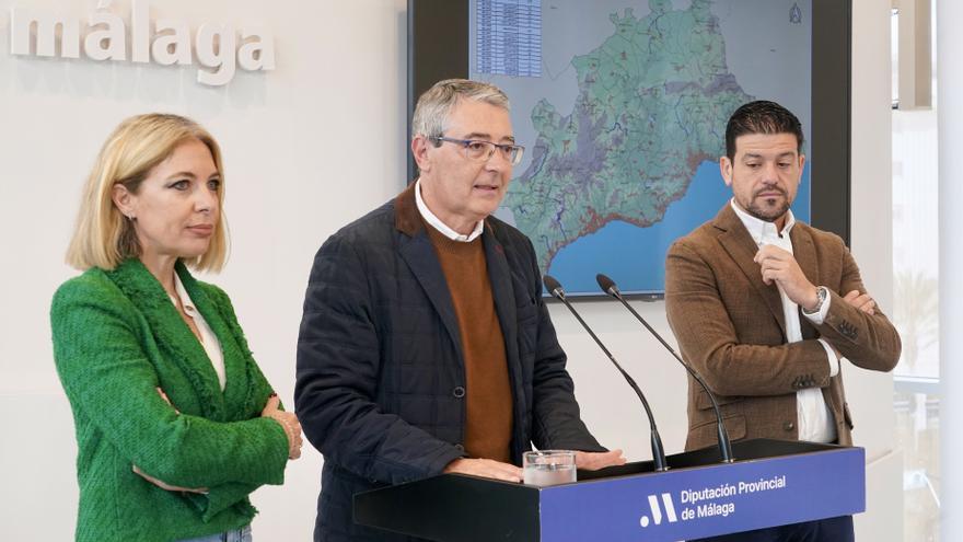 El presidente de la Diputación de Málaga, Francisco Salado, ha adelantado que para este ejercicio presupuestario está previsto invertir casi 12 millones de euros en distintos planes y proyectos