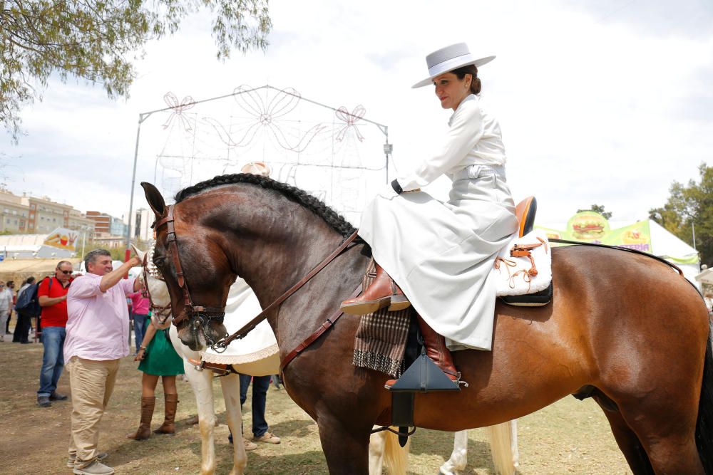 Último día de la Feria de Abril en València