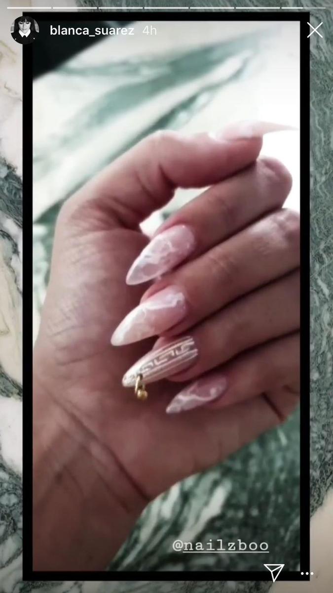 Manicura con piercing de Blanca Suárez