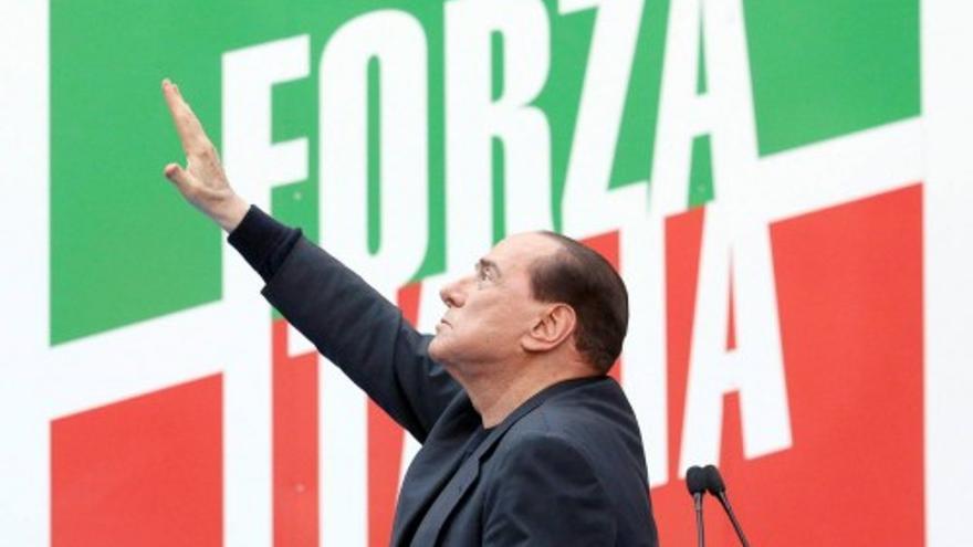 Manifestación en contra de la condena a Berlusconi