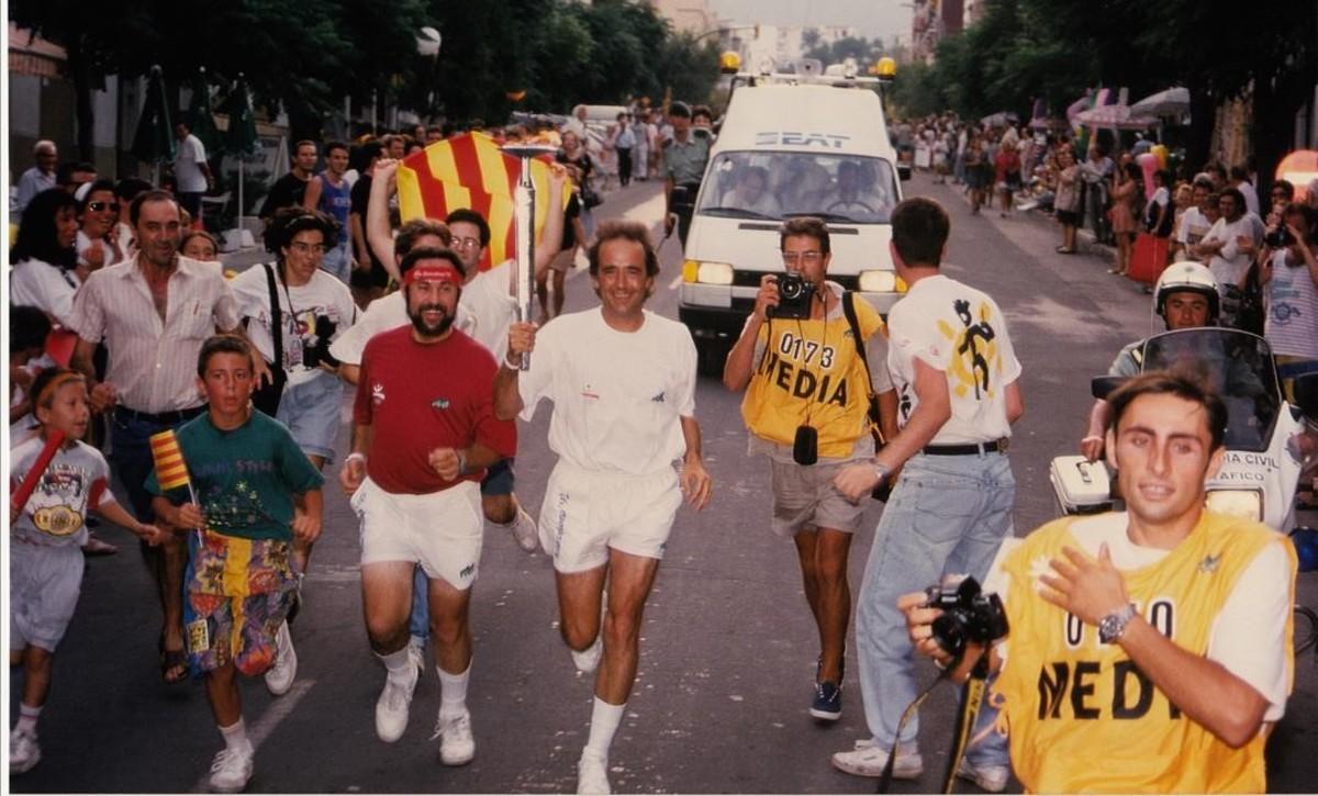 zentauroepp39159647 barcelona  1992 juegos olimpicos olimpiadas  serrat llevando170718181051