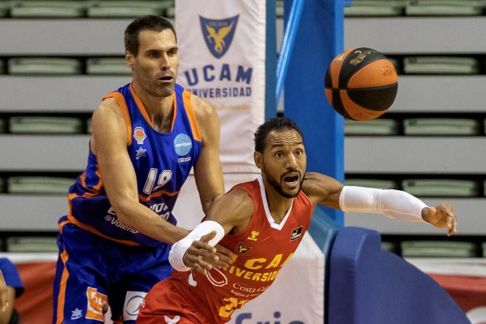 Amistoso UCAM Murcia Valencia Basket