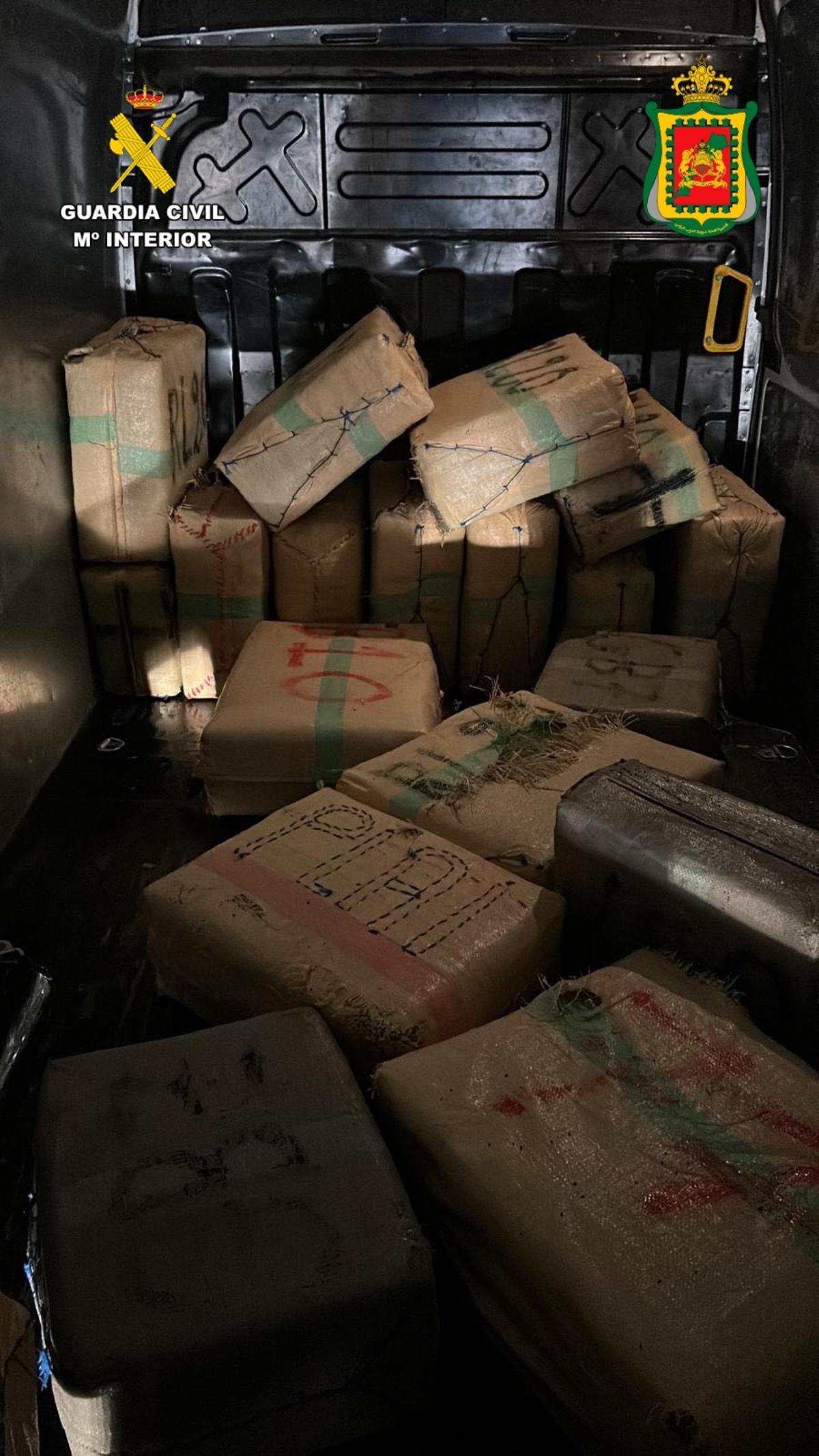 Un alijo de 900 kilos de hachís en Fuerteventura