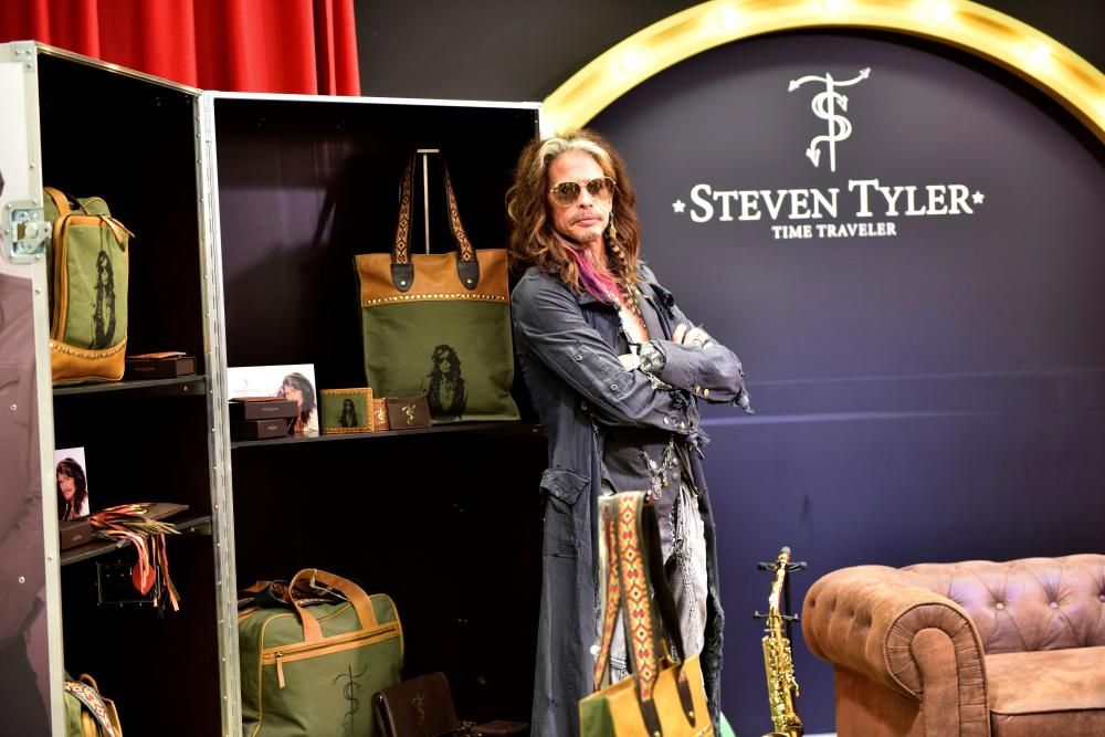 Steven Tyler presenta su nueva colección en ...