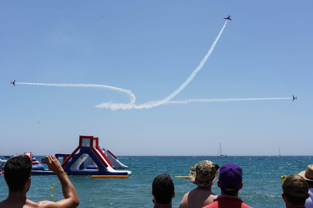 Más de 200.000 personas han podido disfrutar este domingo de manera presencial de la cuarta edición del Festival Aéreo de Torre del Mar, conocido popularmente como Air Show