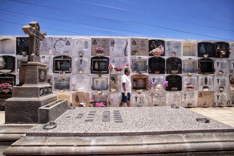 Apertura de los cementerios | 22/05/2020 Cementerio de Candelaria   | 22/05/2020 | Fotógrafo: María Pisaca Gámez