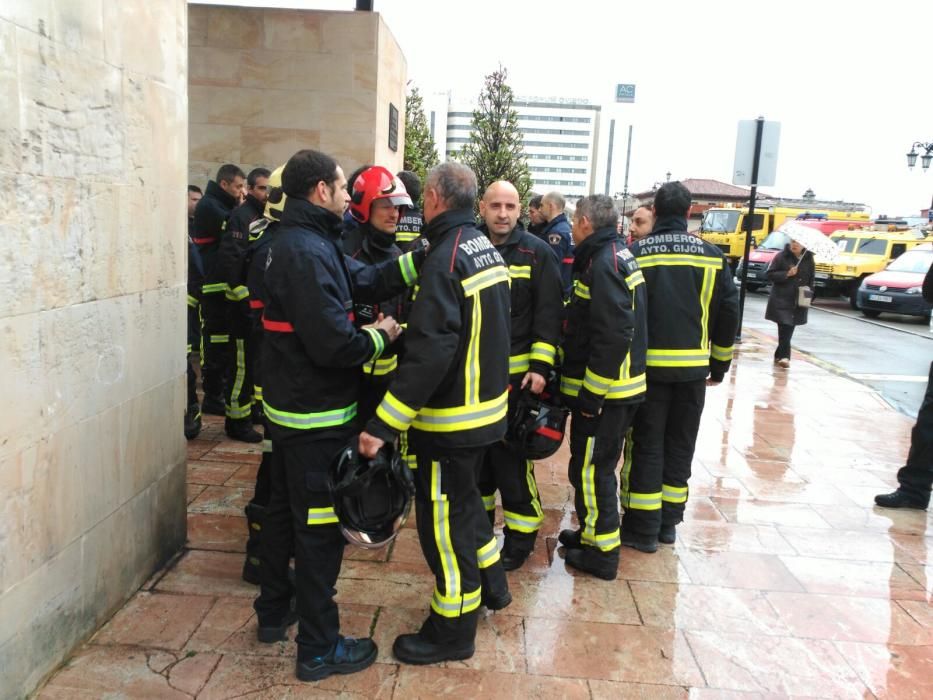 Bomberos de toda España despiden a Eloy Palacio