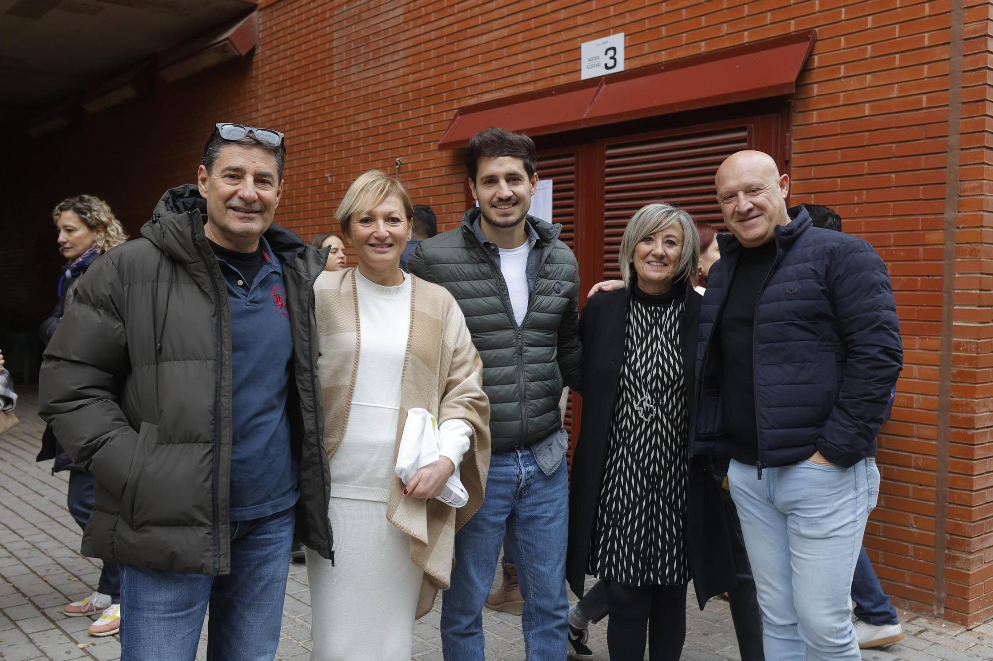 Un grupo de familiares procedentes de la Vall d'Uixó y de Cuenca.