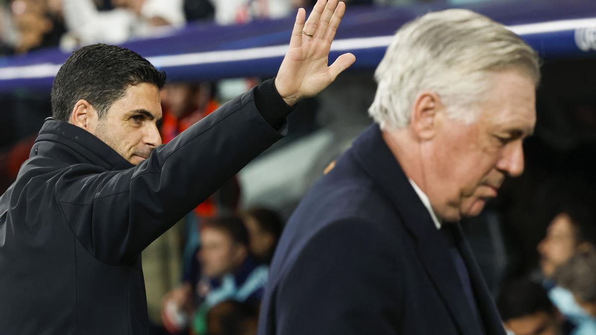 Mikel Arteta y Carlo Ancelotti, antes del inicio del Real Madrid-Arsenal.