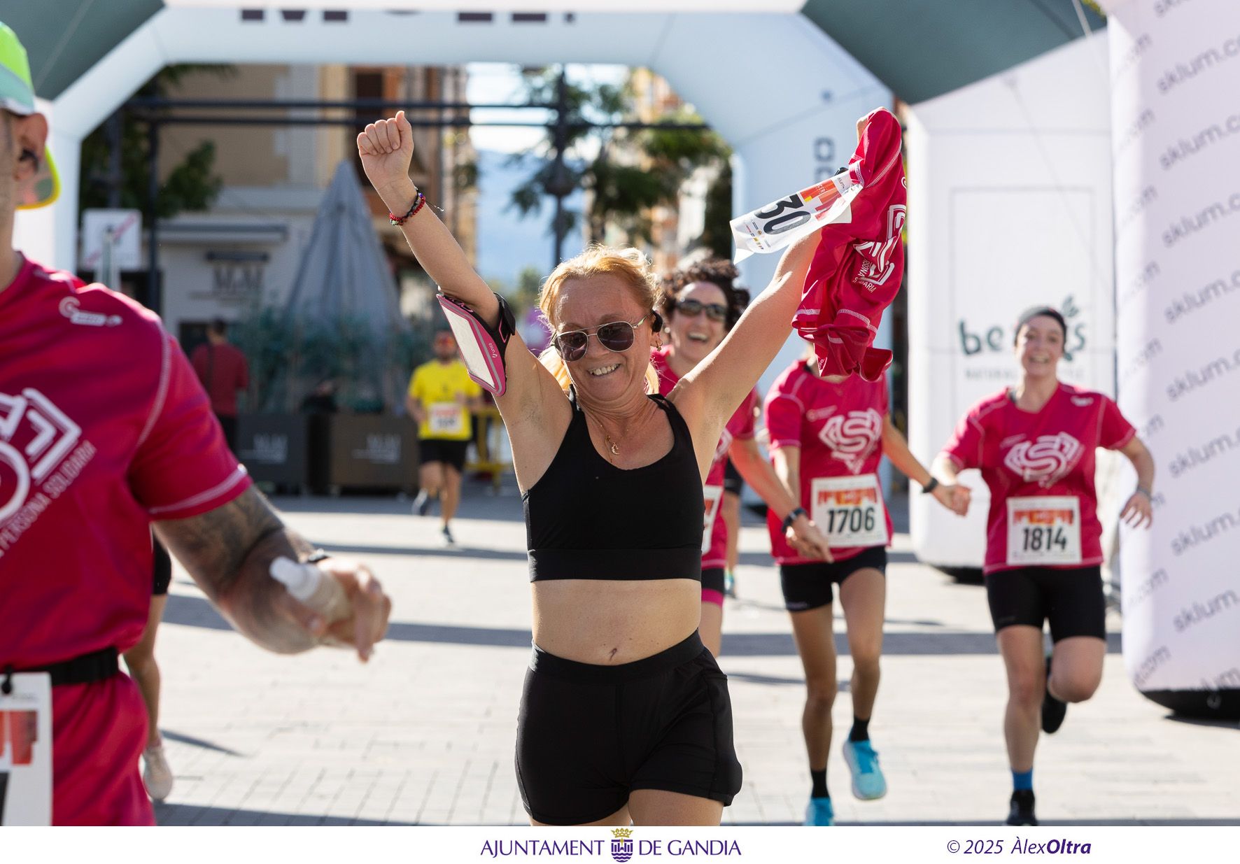 Gandia bate récords de solidaridad en la RunCáncer 2025