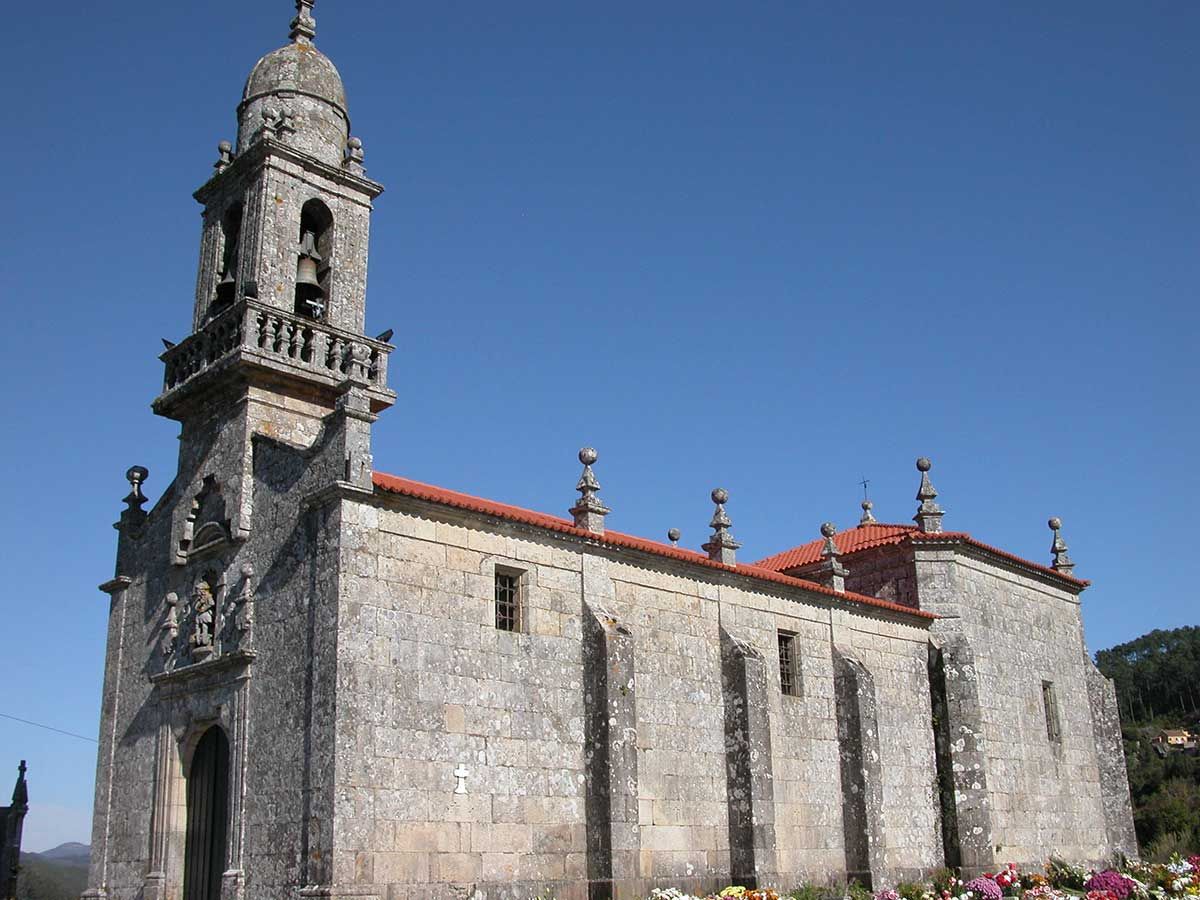 Iglesia San Miguel de Desteriz