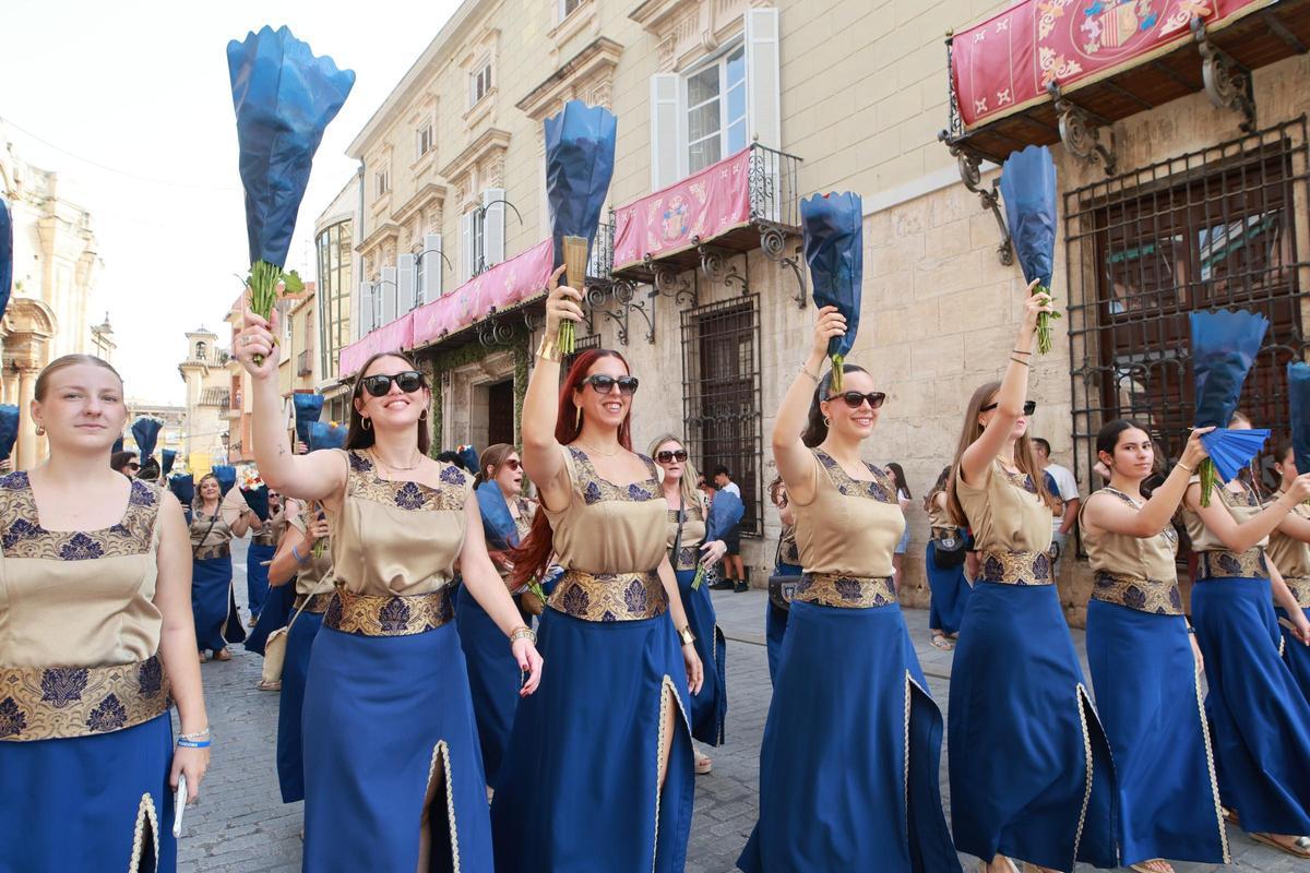 Así ha sido la ofrenda floral a las santas Justa y Rufina en Orihuela
