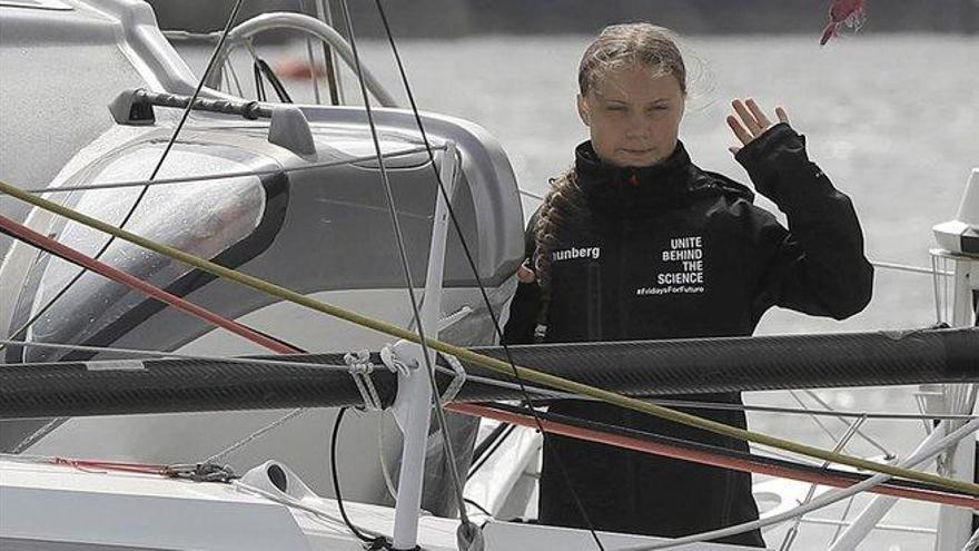 Greta Thunberg llega a Nueva York tras dos semanas navegando