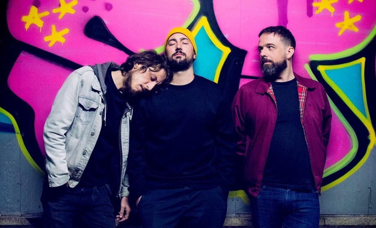 Componentes del grupo compostelano Dogo