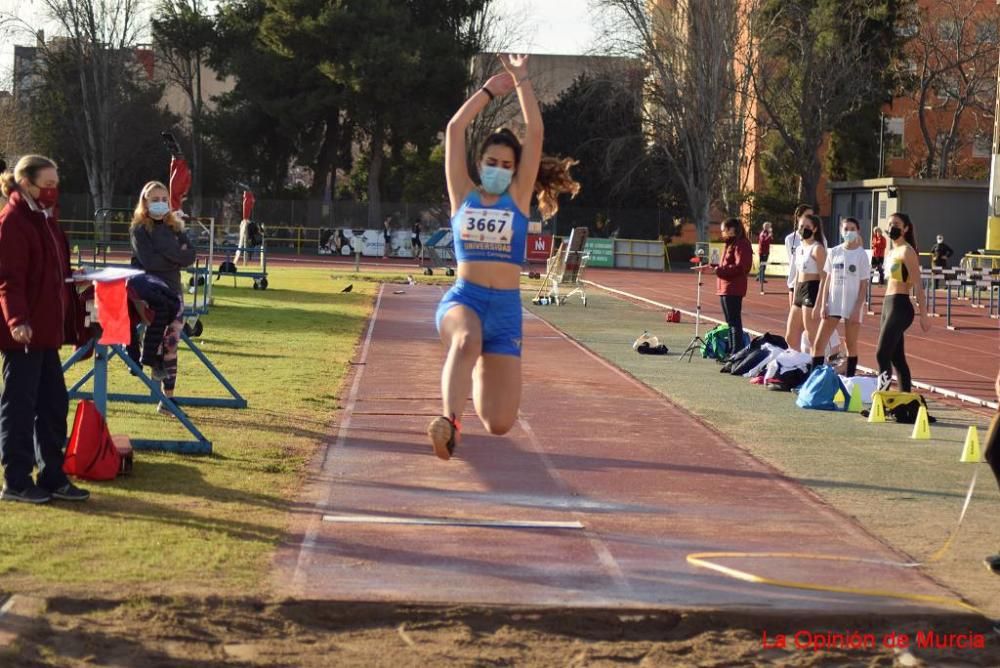 Control federativo de atletismo en Cartagena