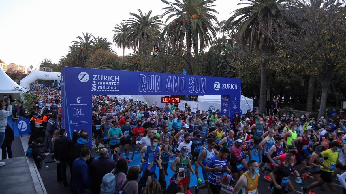 Las imágenes de la Zurich Maratón de Málaga