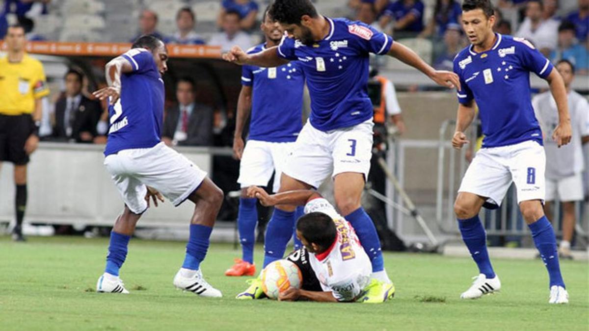 Cruzeiro y Huracán continúan sin despegar en la Libertadores