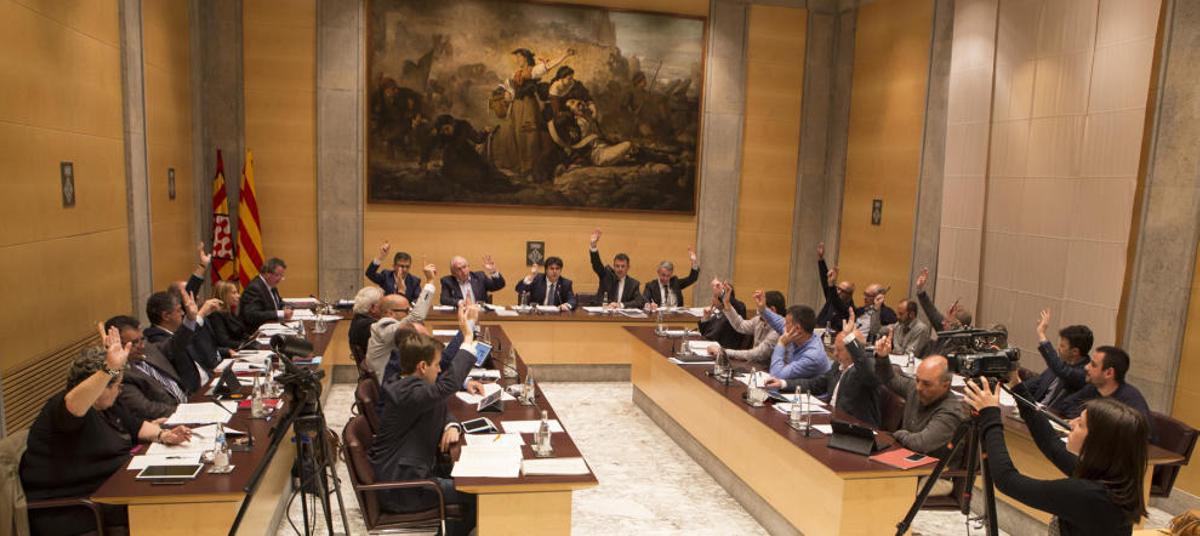 Un instant del ple d'abril de la Diputació de Girona, celebrat aquest dimarts.