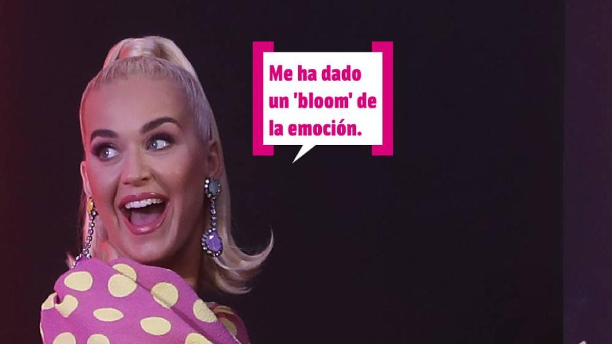Katy Perry con un vestido de lunares