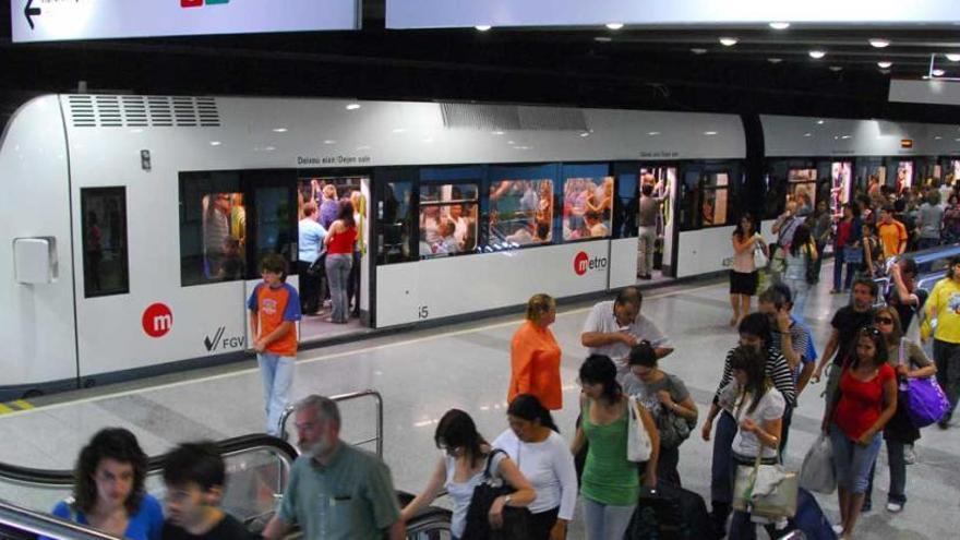 La huelga del metro y tranvía del lunes 25 se mantiene