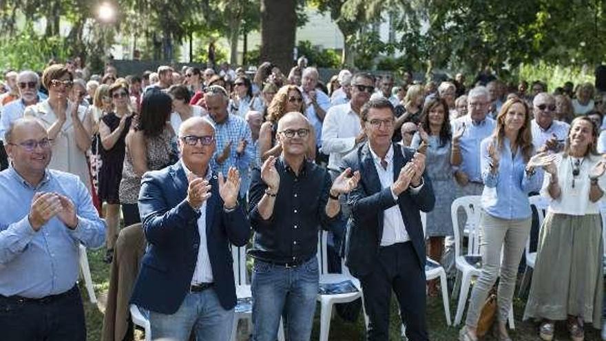 Baltar, Jesús Vázquez y Núñez Feijóo, en primer plano, ayer, en Ourense.