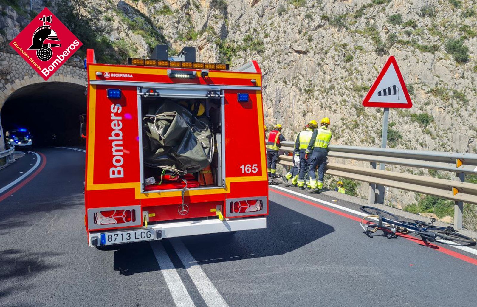 Un trágico accidente en Calp deja un ciclista fallecido y dos heridos