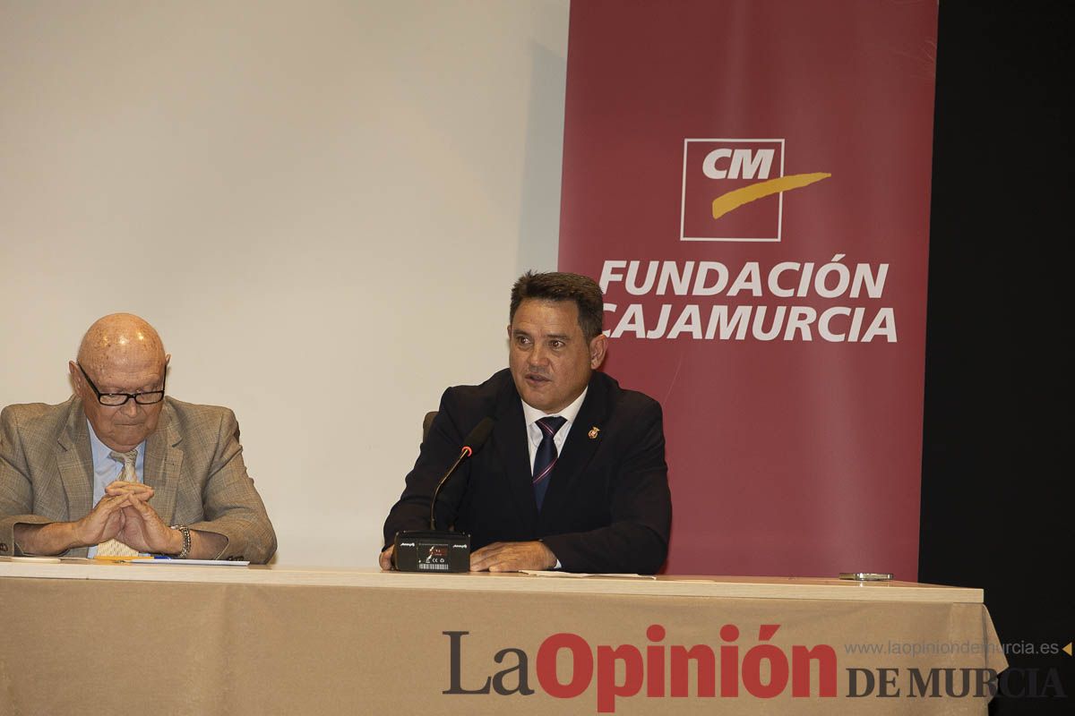 Entrega de los premios de la Fundación Robles Chillida a estudiantes caravaqueños