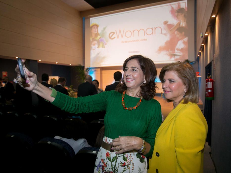 INFORMACIÓN entrega los galardones de la IV edición de los premios eWoman