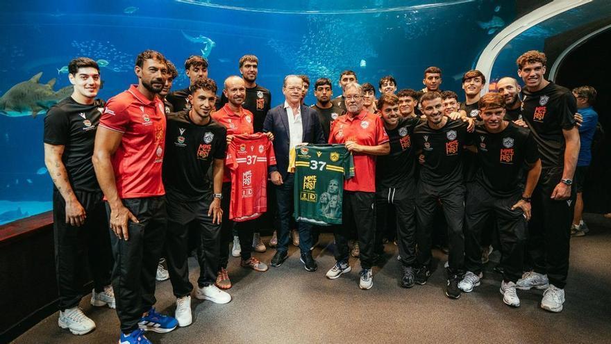 Poema del Mar recibe al Balonmano Gáldar Gran Canaria y refuerza su compromiso con el deporte canario