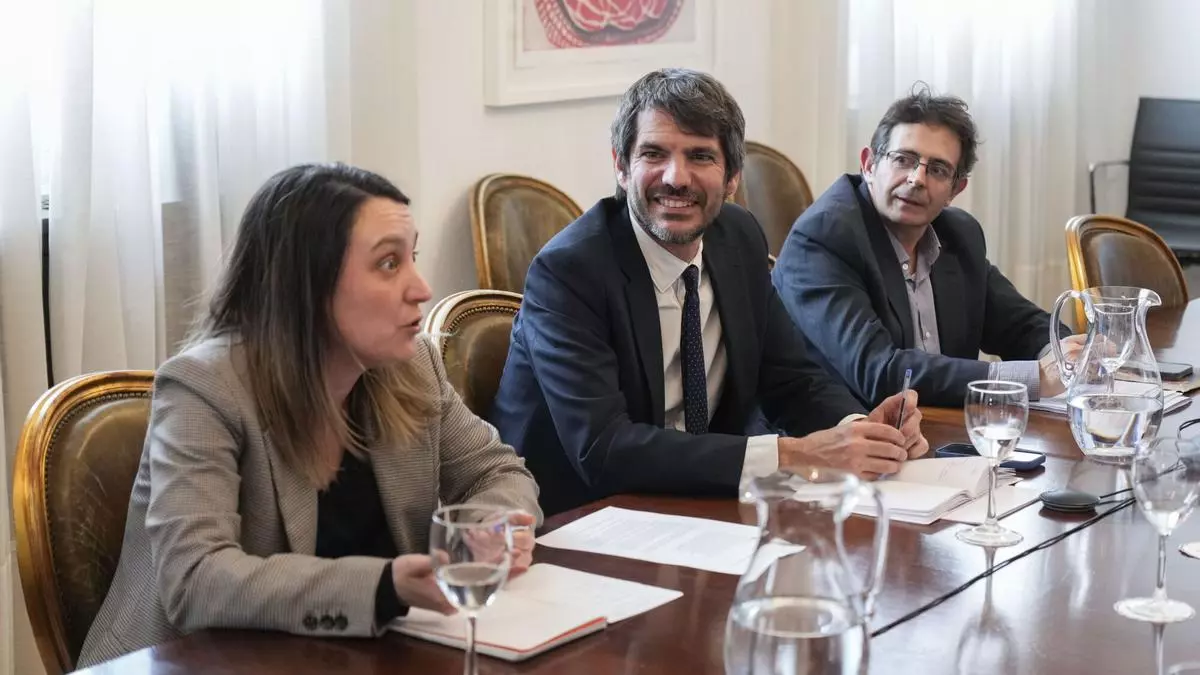 Urtasun, sobre los aranceles al cine: "El Gobierno est芍 preparado ante cualquier ataque de Trump"