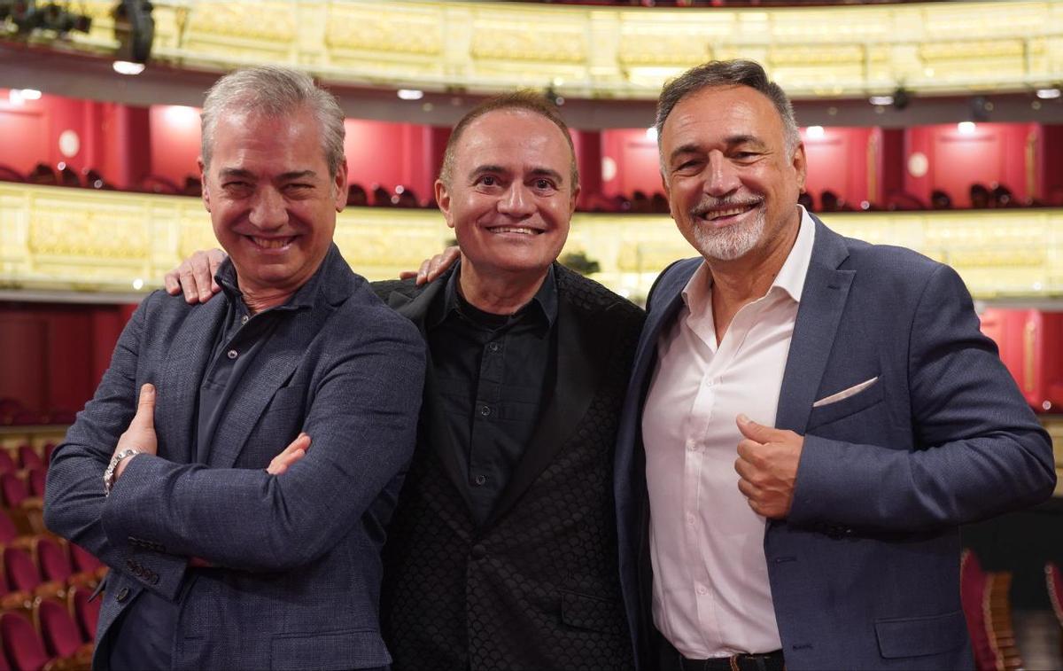 De izda. a dcha., Nicola Luisotti, Joan Matabosch y Jual Luis Basso, en el Teatro Real.