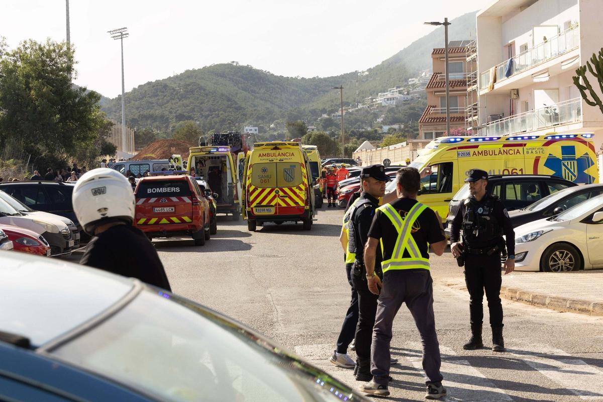Impresionantes imágenes de los destrozos provocados por la explosión de un piso en Ibiza