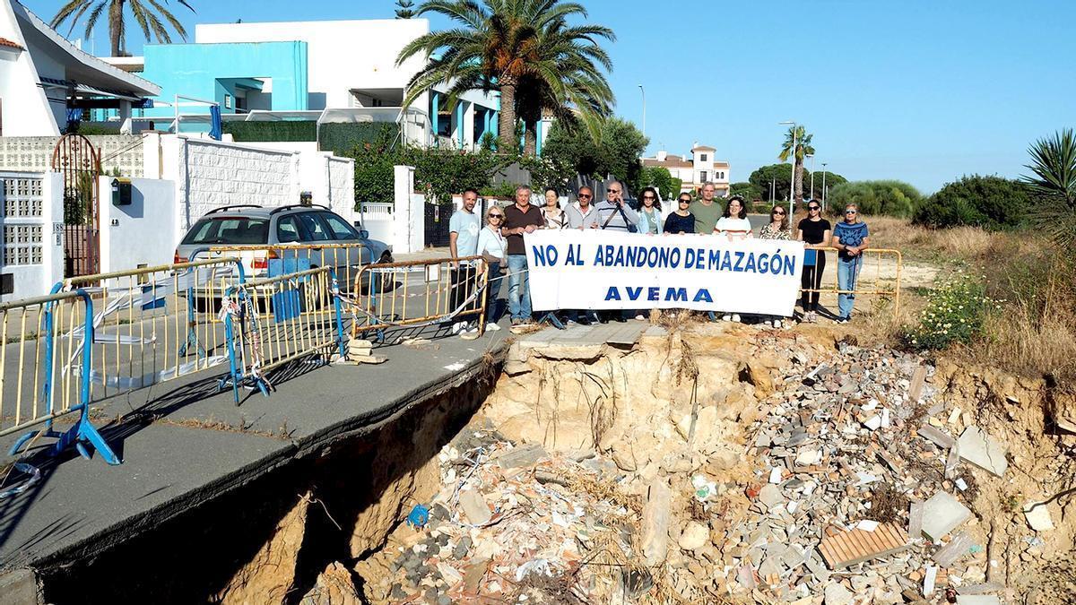 Imagen del socavón en Mazagón.
