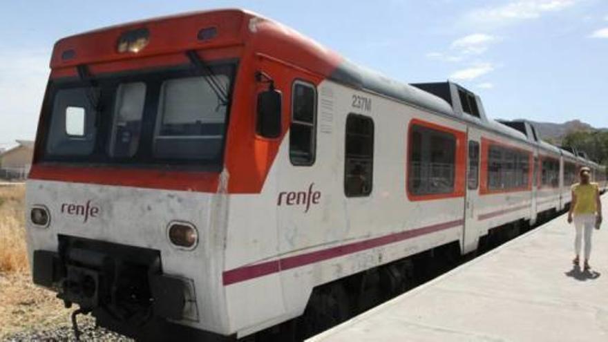 Renfe restablece mañana el servicio de cercanías entre Lorca y Águilas