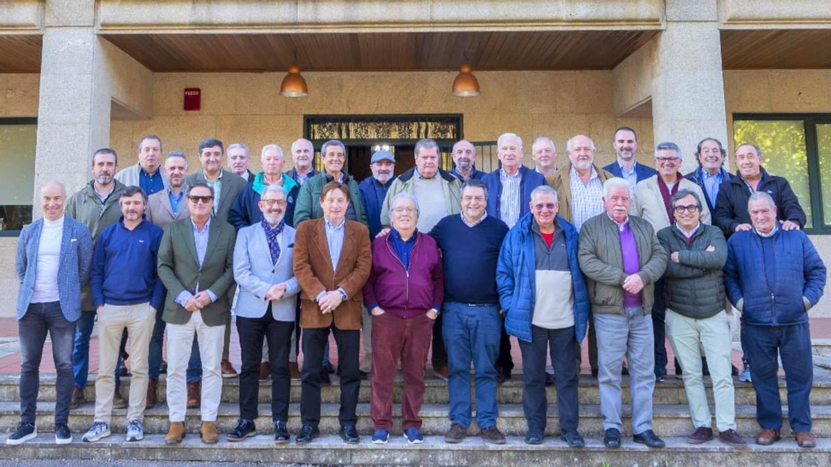 Pepe Cadavedo en su anual encuentro con Su Excelencia la fabada salida de su propia cocina