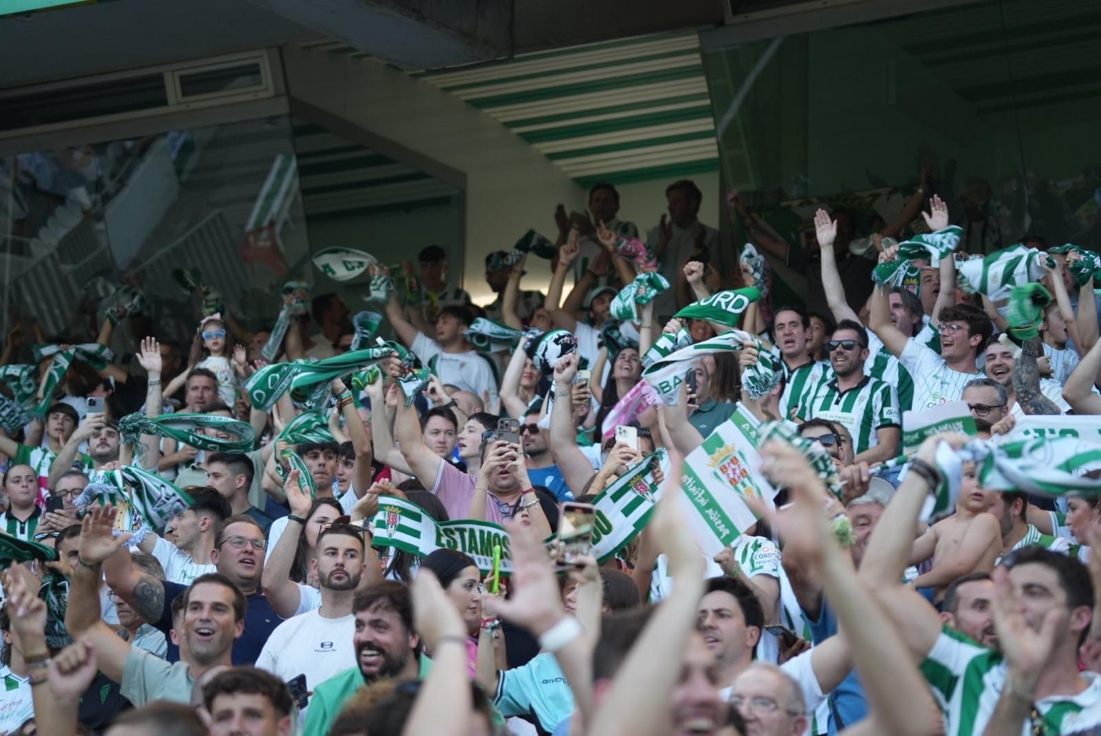 Córdoba CF-Barcelona Atlétic | La afición cordobesista, en imágenes
