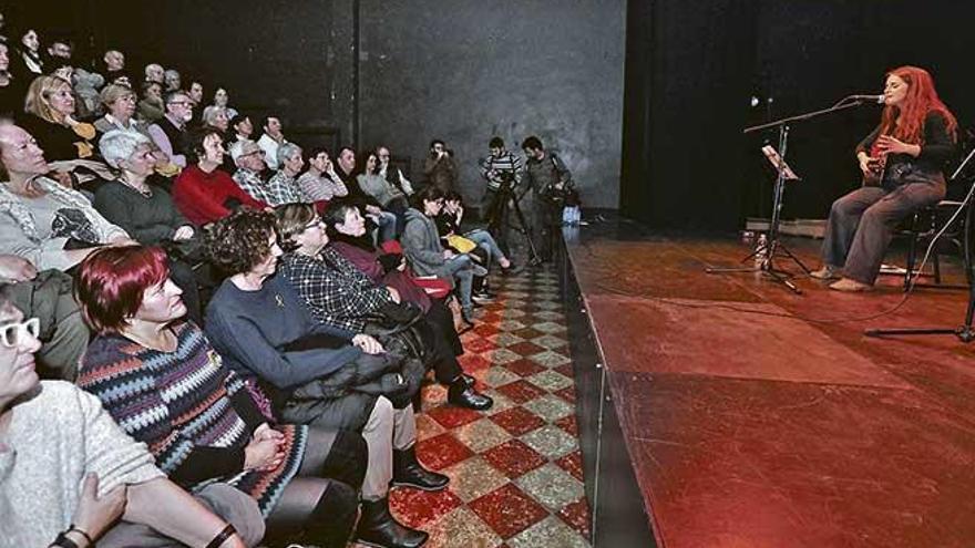 Un momento del acto de homenaje celebrado ayer y organizado por Es Molinar en Moviment.