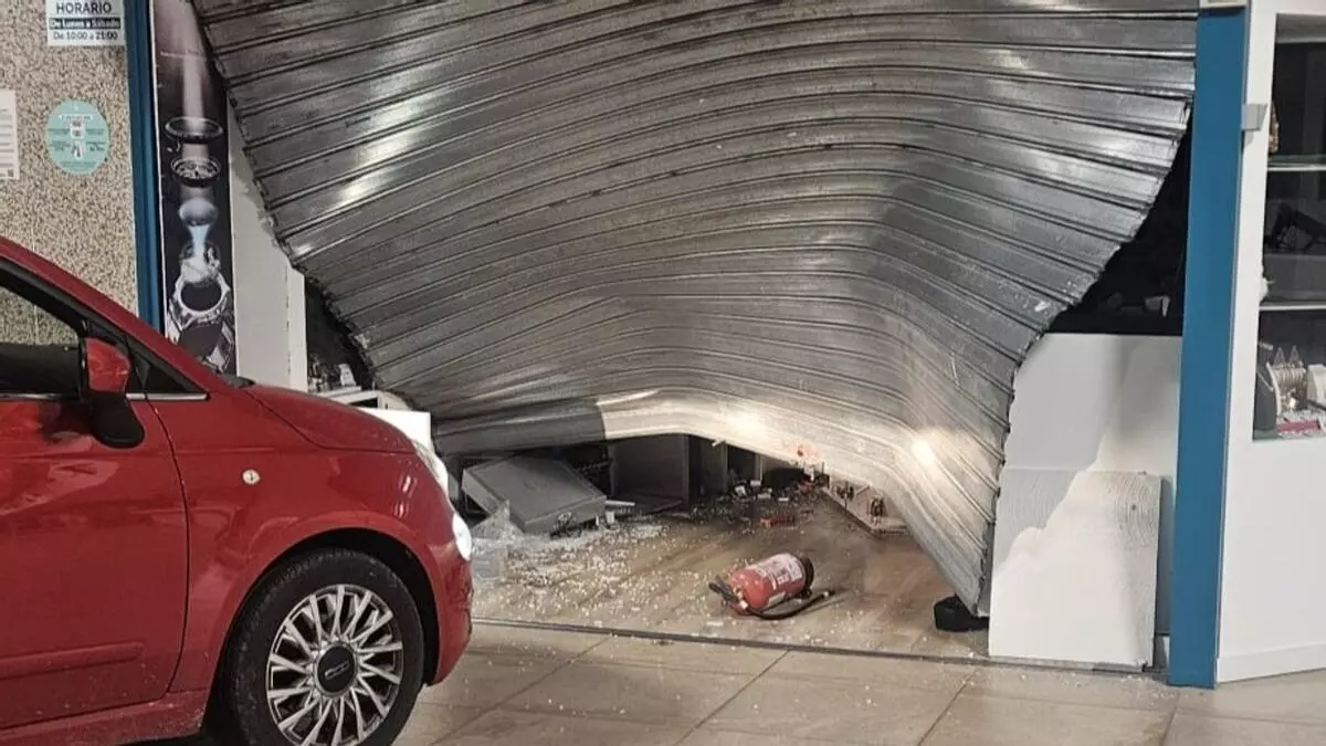 La banda de aluniceros de València desvalija en tres minutos una joyería de Sagunt en Navidad