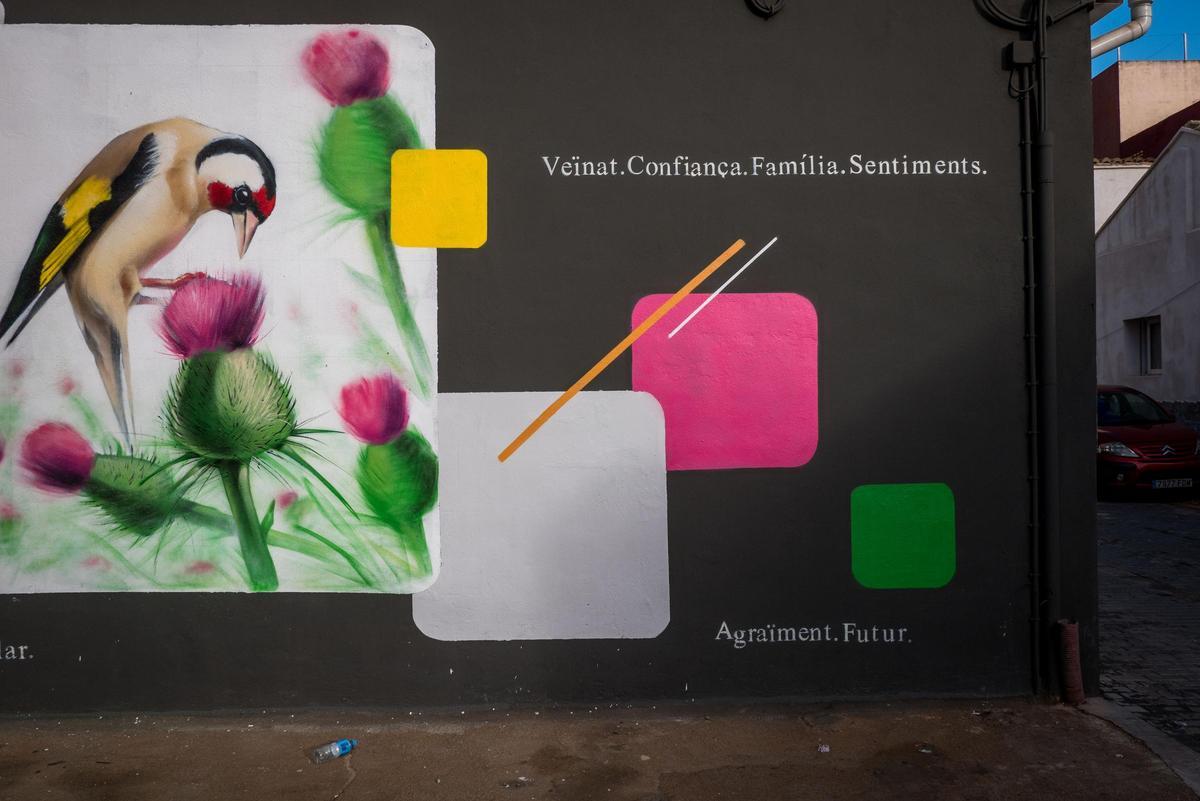 Mural del aertista urbano Pedro Mecinas.