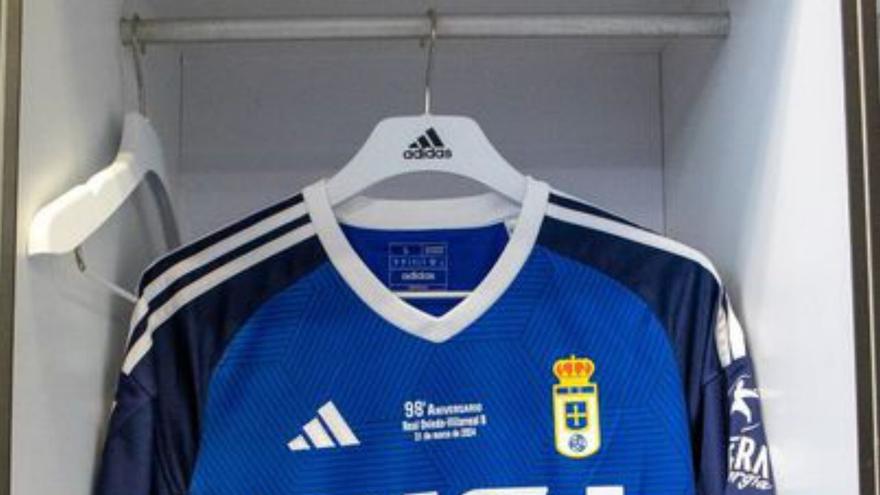 Las peñas cierran mañana la subasta de las camisetas del Oviedo