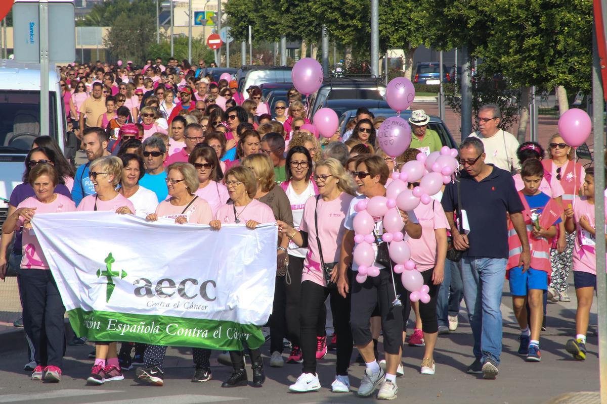 Una marcha de la Asociación contra el Cáncer en imagen de archivo