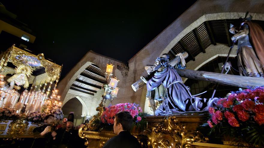 La Dolorosa del Grao y el Nazareno se encuentran en el Martes Santo