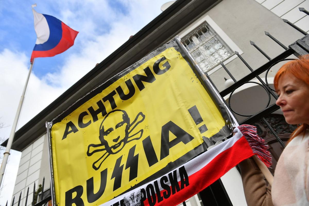 Protesta en Polonia por la encarcelación en Rusia del periodista  Poczobut.